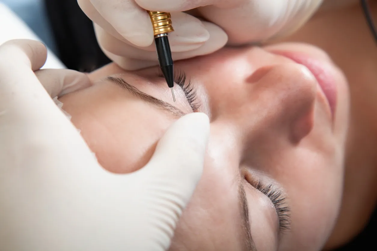 PERMANENT Makeup course